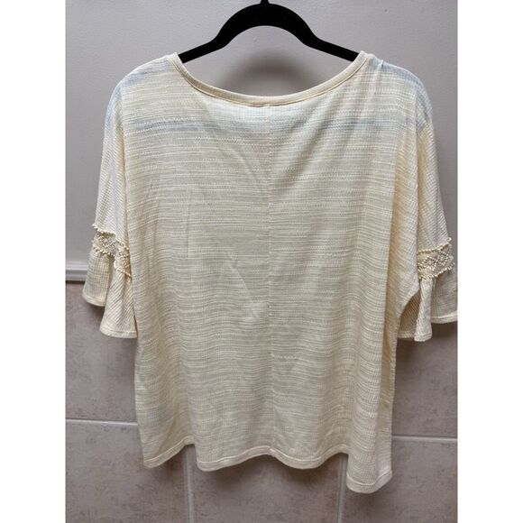 Ruby Rd Top Blouse with ruffle sleeve detail. Yellow. Womens. Sz L - Picture 8 of 9